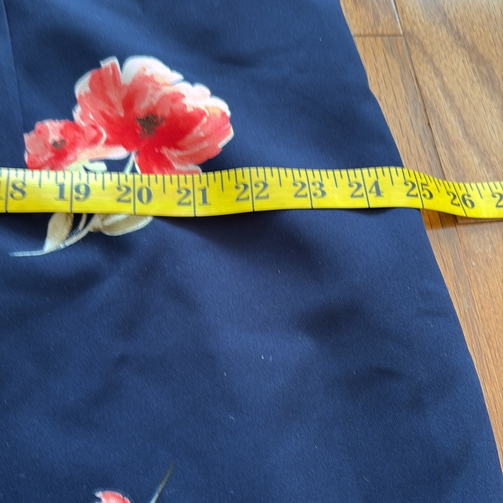 Ashley Graham floral midi dress - Picture 5 of 9